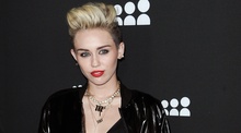 Taglio netto col passato per Miley Cirus